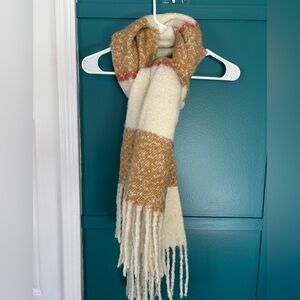 Madewell Woven Scarf with Fringe One Size Cream and Tan Color